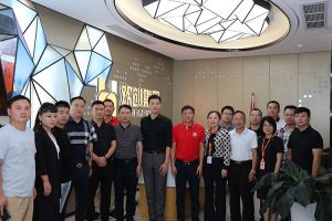 欢迎宜春市团委书记、商会及青企等一行领导莅临PG官方版网站登录入口-PG（中国）一站式游戏服务平台
人力集团指导