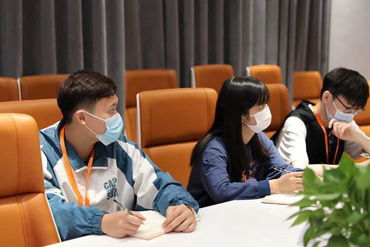 PG官方版网站登录入口-PG（中国）一站式游戏服务平台
集团