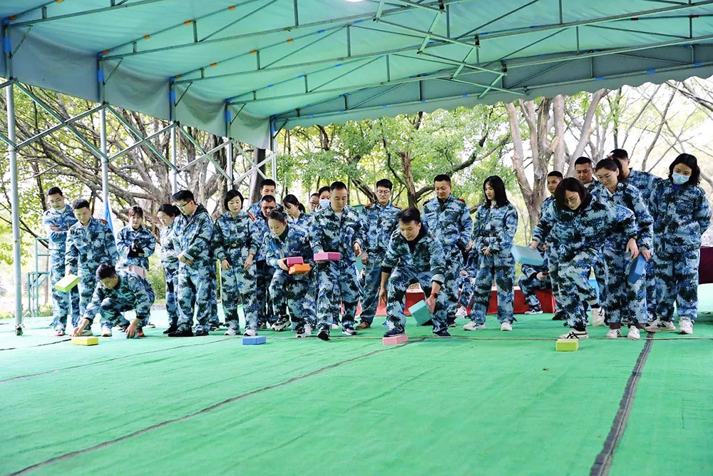 PG官方版网站登录入口-PG（中国）一站式游戏服务平台
集团
