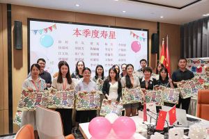 “月”来越Happy——PG官方版网站登录入口-PG（中国）一站式游戏服务平台
集团第三季度员工生日会遇上中秋